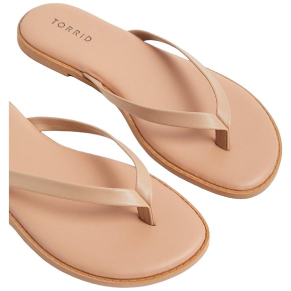 TORRID Faux Leather Flip Flop Beige Tan 11WW NEW - Picture 4 of 5